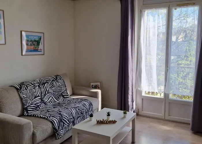 Le Cent Cinq Апартаменты Виши